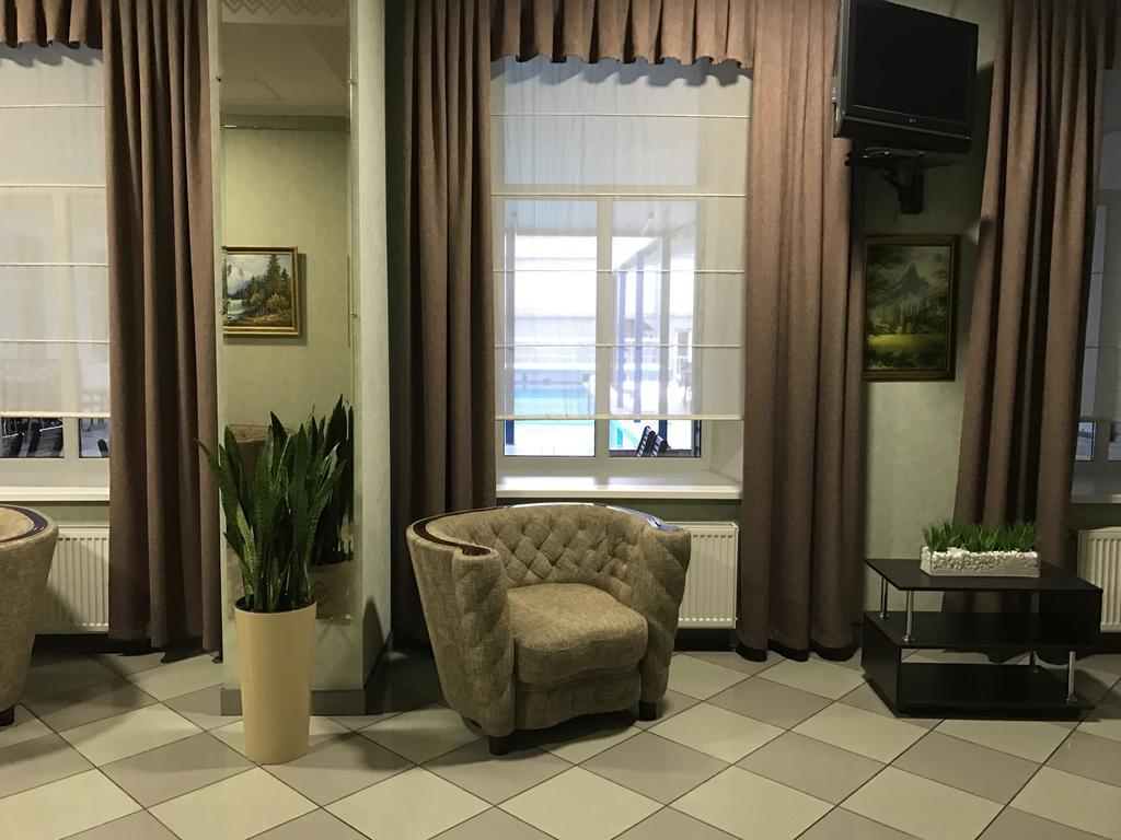 Alexandrovskiy Hotel Mikołajów Zewnętrze zdjęcie